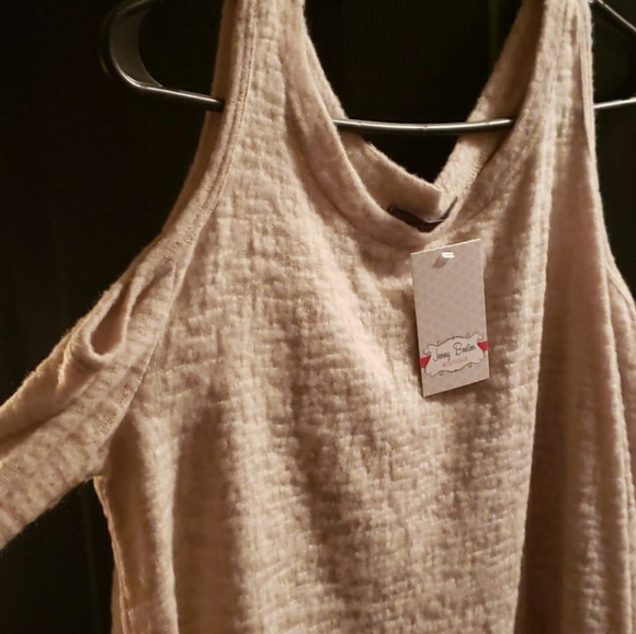 Top - Picture 2 of 5